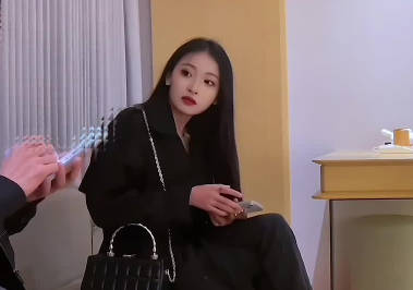 國產國語*約炮極品在校兼職學生妹