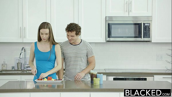 大屌影片*男朋友讓她嘗試一個大黑屌